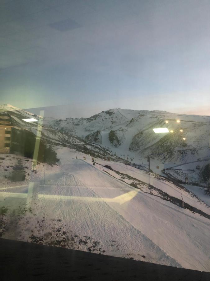 Apartament Al Lado De Plaza Sierra Nevada